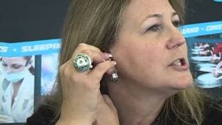 How to correctly insert your Earasers