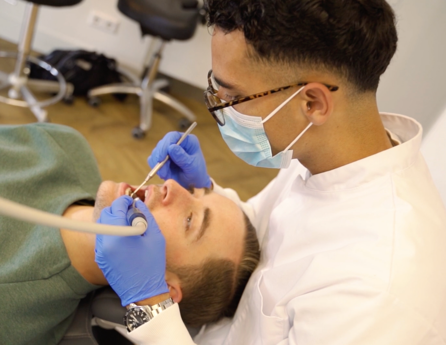 Earasers Dentists & Hygienists
